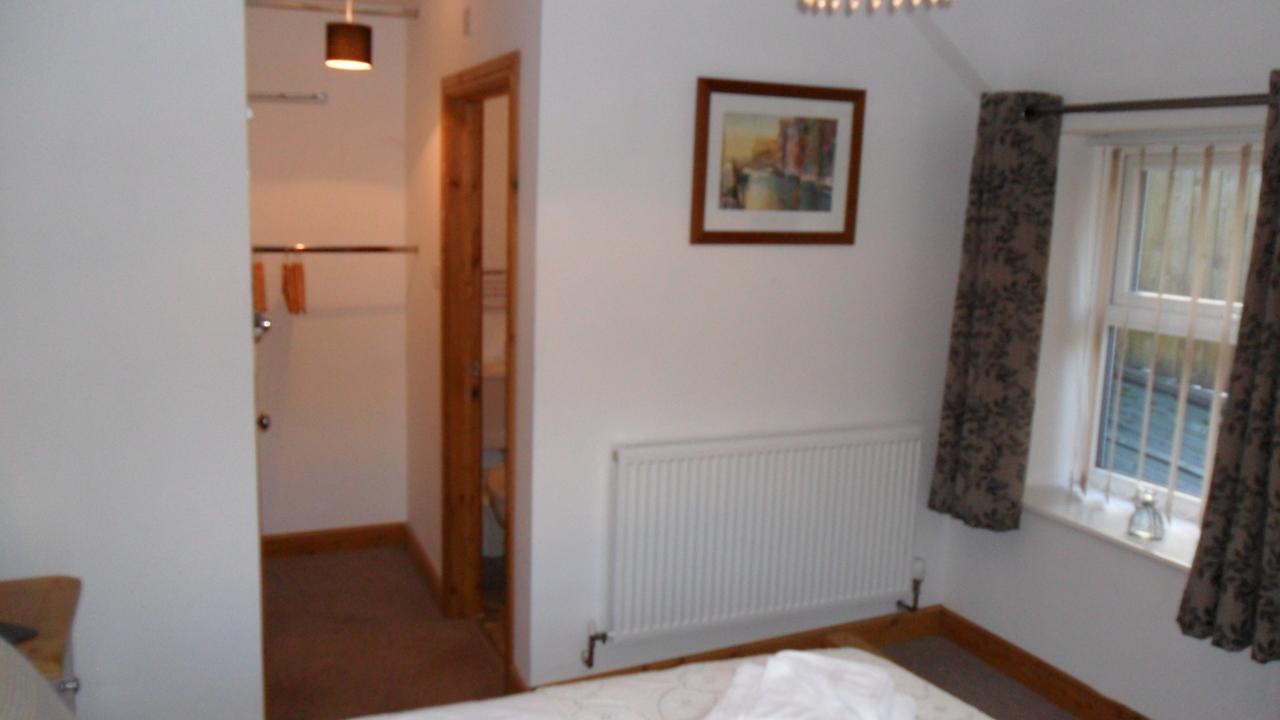 The Bear Bed & Breakfast Rhayader Eksteriør bilde